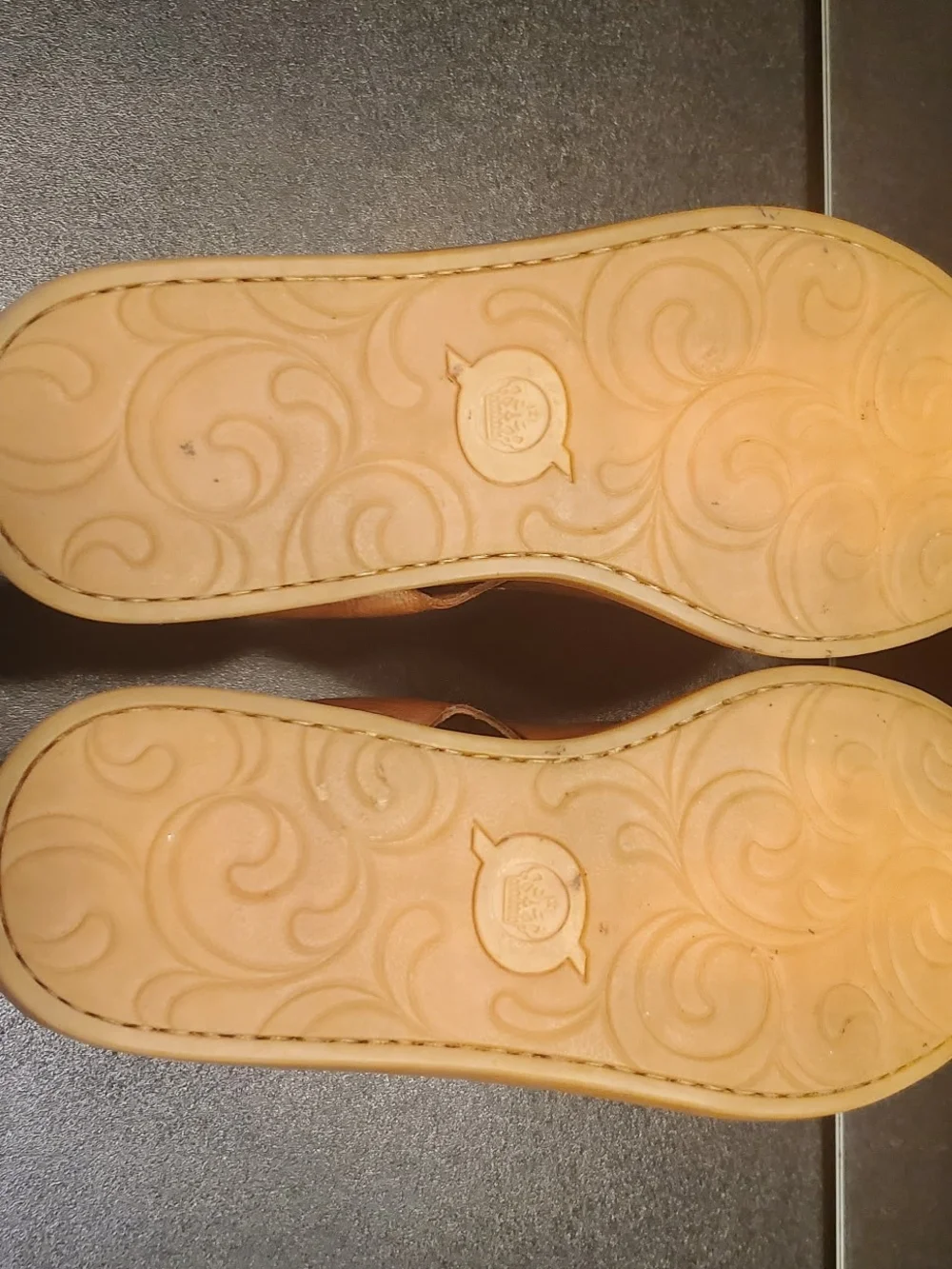 Born Leather Sandal IWA Womens Size 8 - Picture 7 of 9